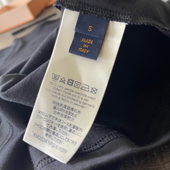 Men’s Louis Vuitton T-Shirt (Virgil Abloh) stitch print - Picture 7 of 12